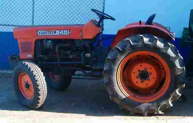 kubota L245 FILTRY